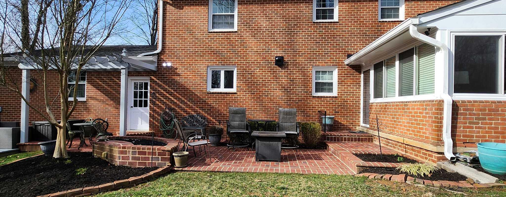 5257 North Spring Drive Northwest Roanoke, VA 24019 - Photo 45 of 47 a view of a house with a patio