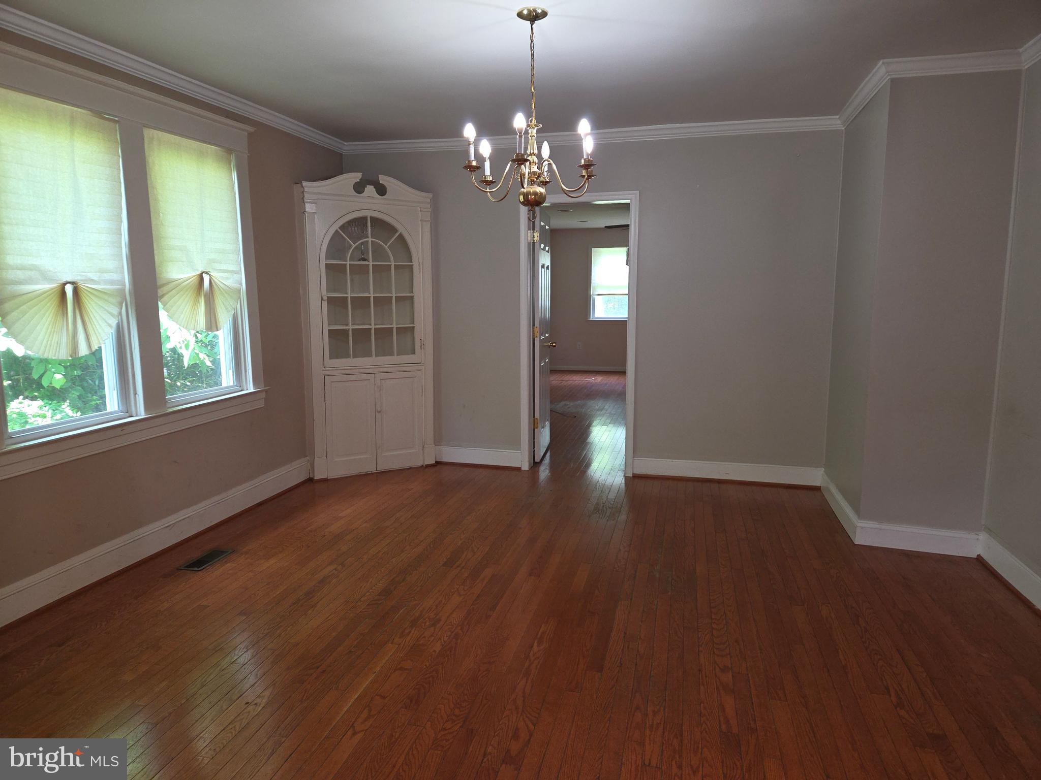 3216 Marnat Road Baltimore, MD 21208 - Photo 5 of 13
