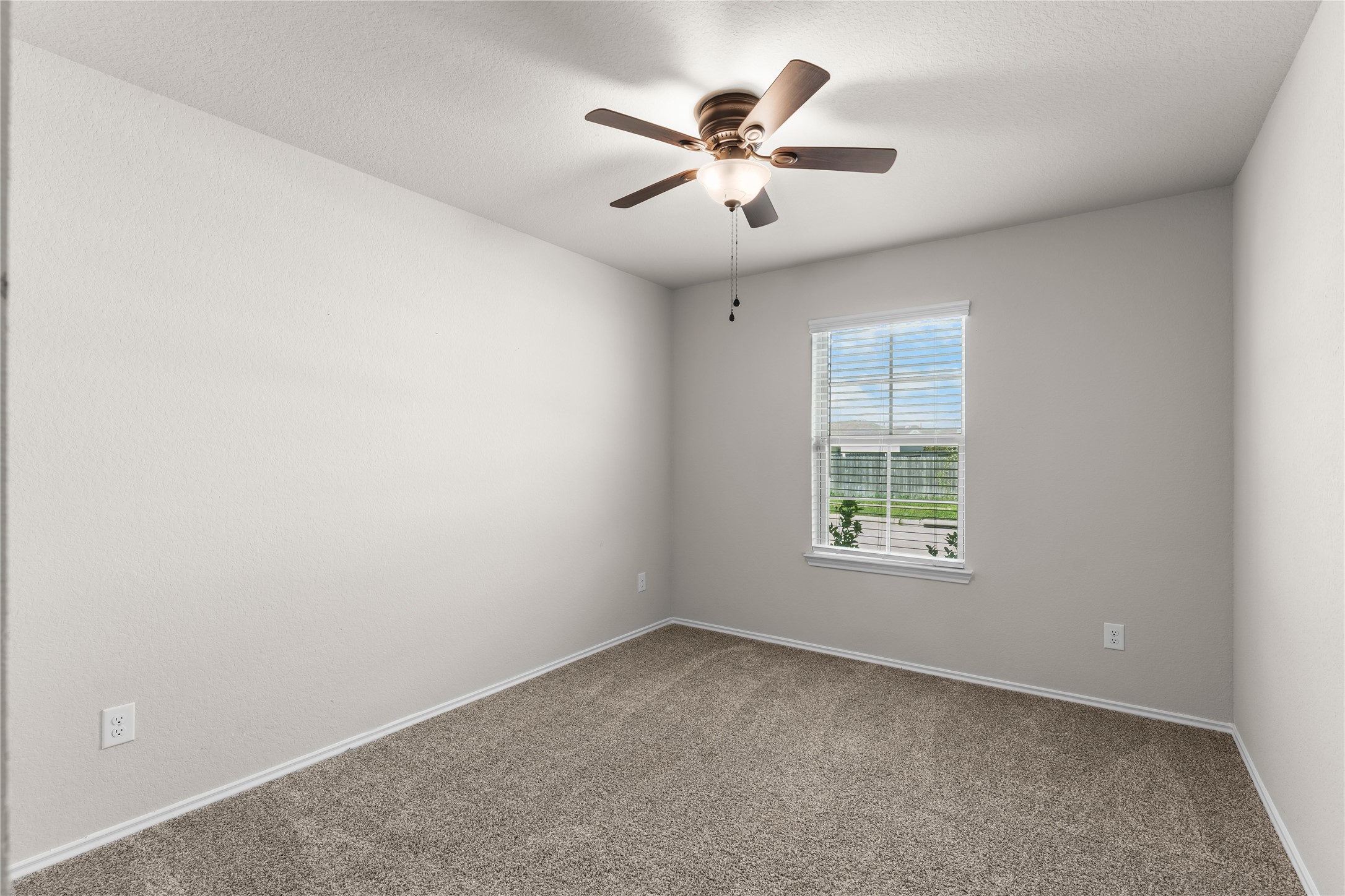 5214 Perkins Ridge Way Katy, TX 77449 - Photo 21 of 29 Secondary bedroom