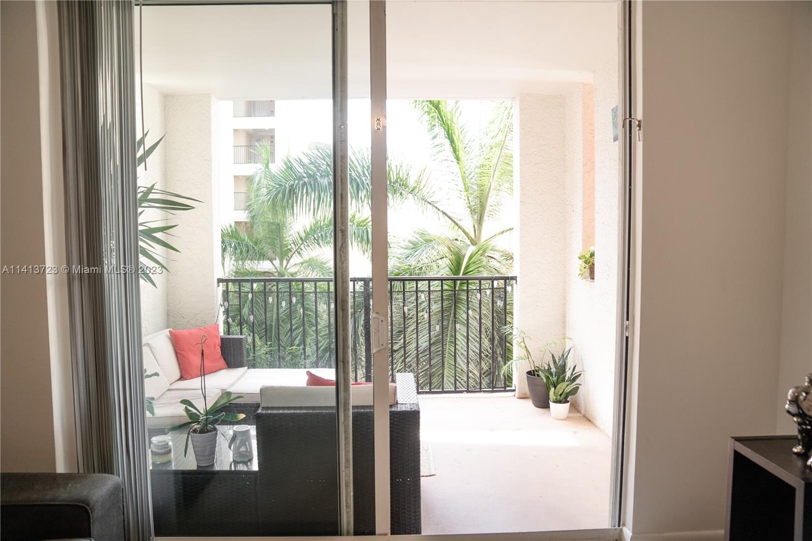 17100 North Bay Road, Unit 1613 Sunny Isles Beach, FL 33160 - Photo 26 of 30