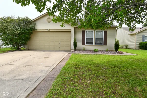 $260,000 | 10429 Kensington Way, Indianapolis, IN 46234