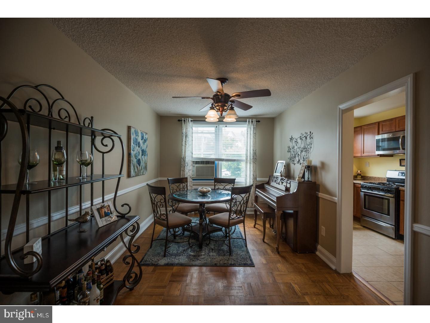 237 St Laurence Road Upper Darby, PA 19082 - Photo 5 of 15 Dining Room