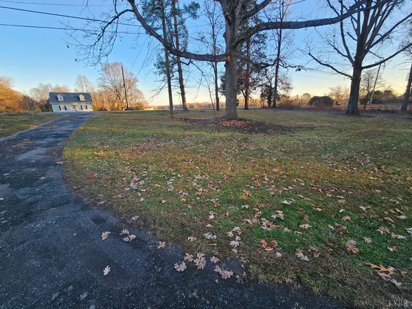 $289,900 | 5393 Thomas Jefferson Road, Forest, VA 24551