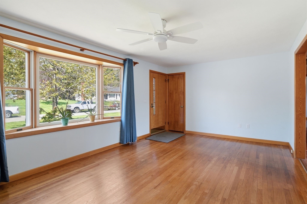 33 Druid Hill Road Springfield, MA 01129 - Photo 4 of 40