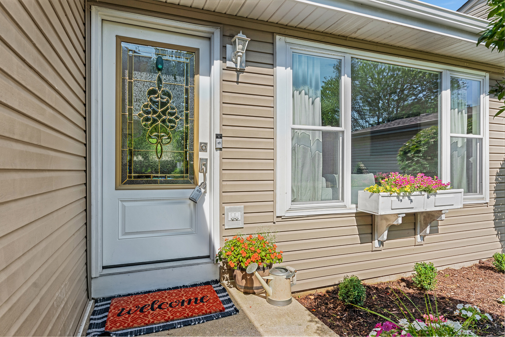 S060 Beverly Street Wheaton, IL 60187 - Photo 1 of 27