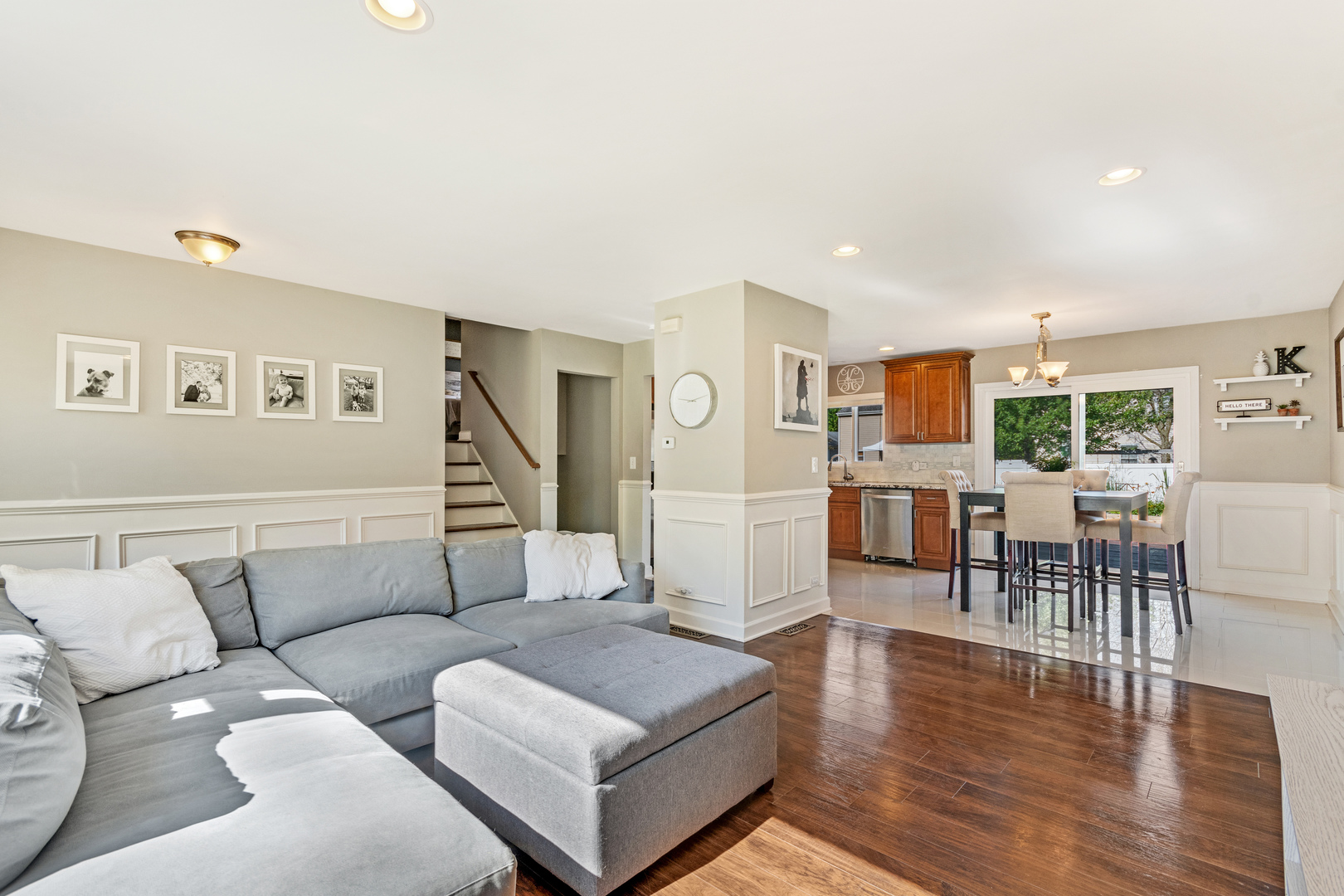 S060 Beverly Street Wheaton, IL 60187 - Photo 6 of 27