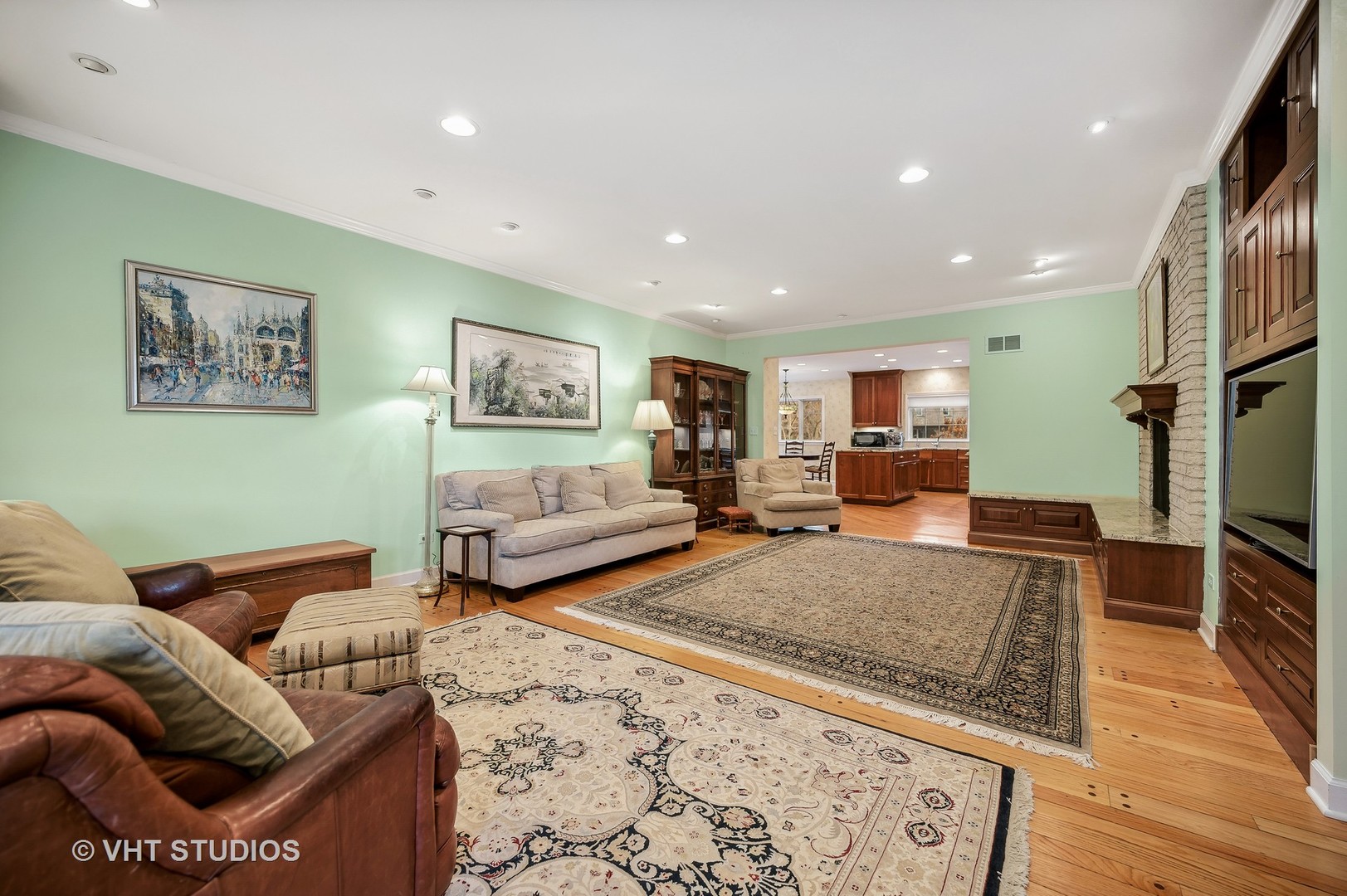 1129 Romona Road Wilmette, IL 60091 - Photo 11 of 45