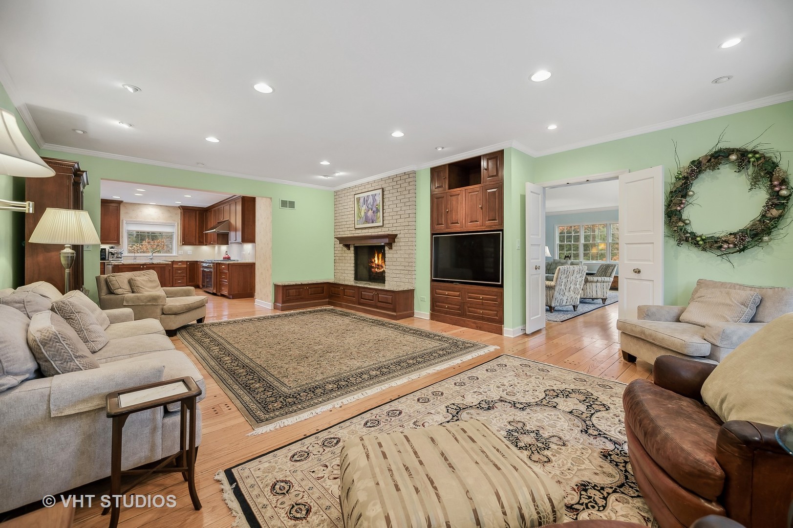 1129 Romona Road Wilmette, IL 60091 - Photo 12 of 45