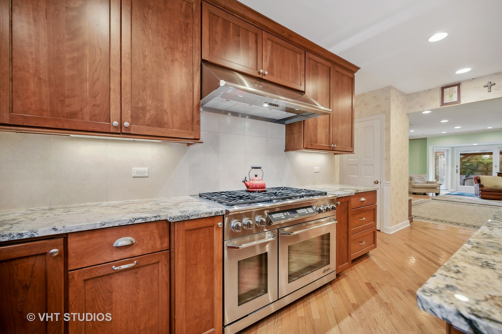 1129 Romona Road Wilmette, IL 60091 - Photo 18 of 45