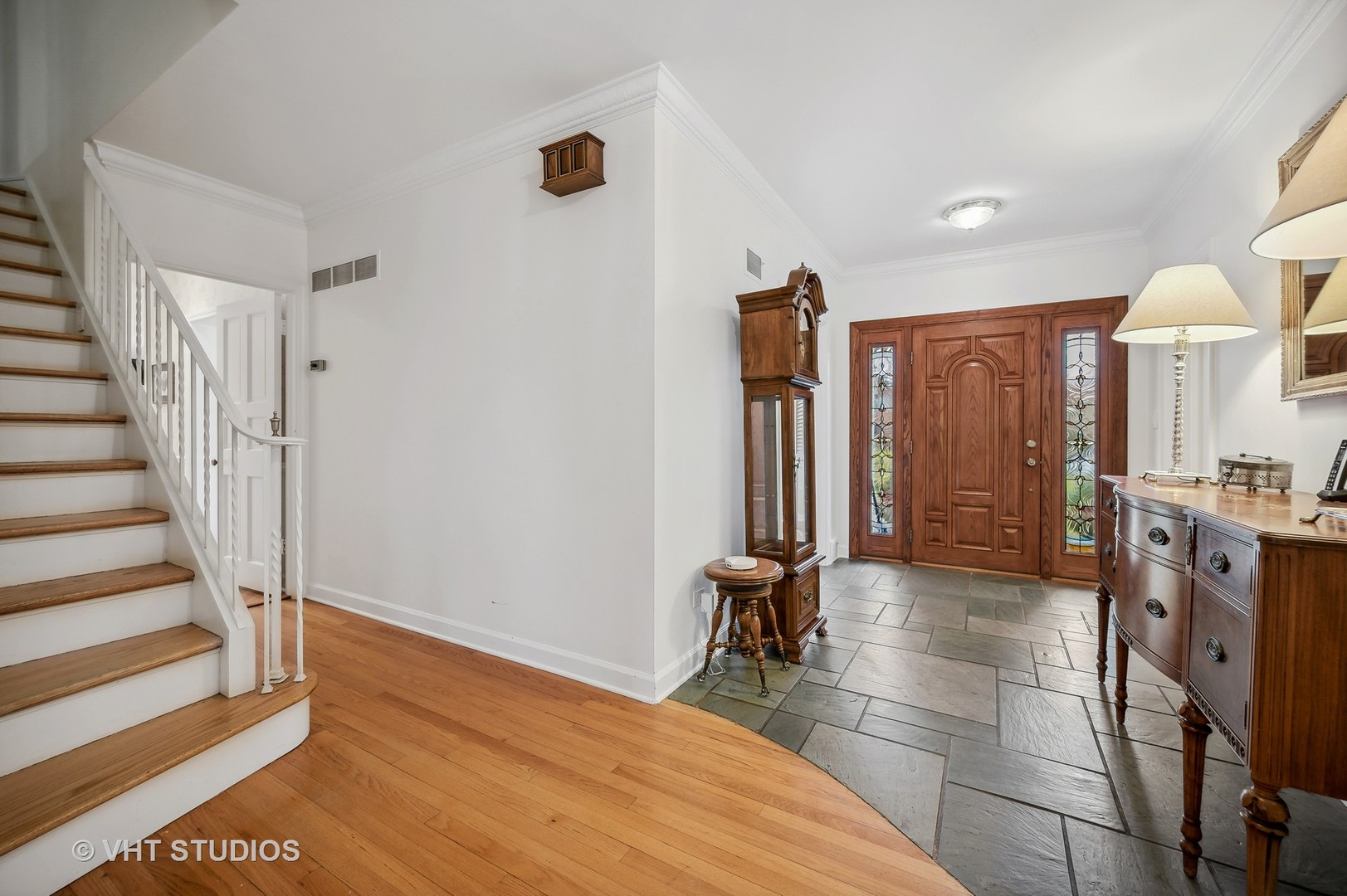 1129 Romona Road Wilmette, IL 60091 - Photo 2 of 45
