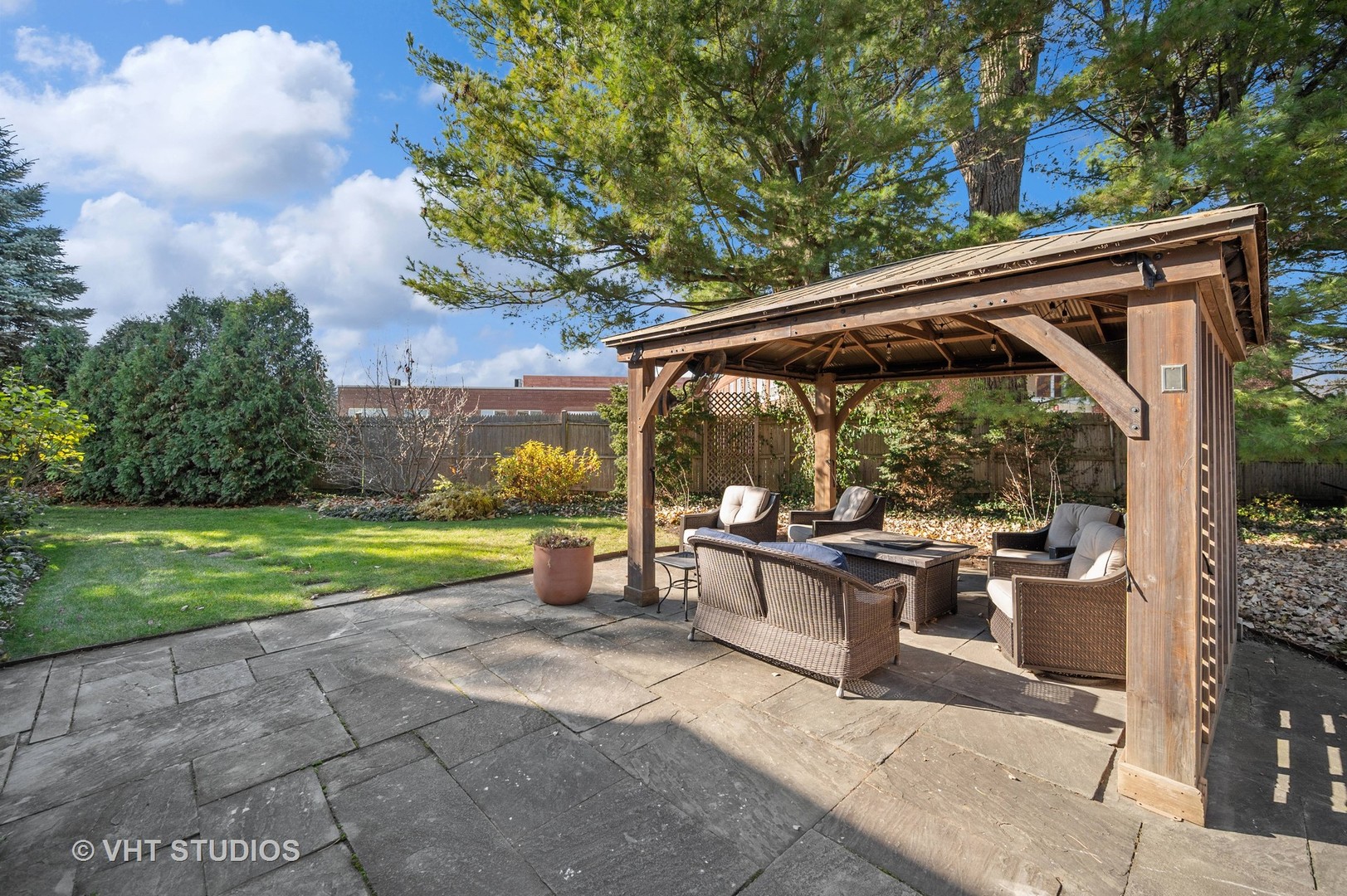 1129 Romona Road Wilmette, IL 60091 - Photo 38 of 45