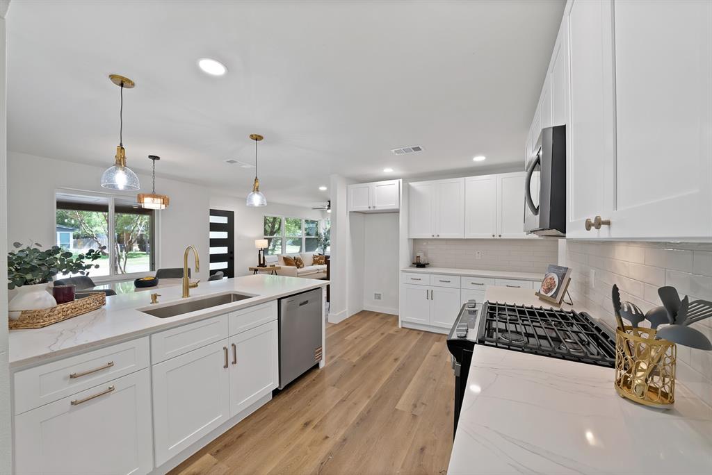 2926 Hillglenn Road Dallas, TX 75228 - Photo 13 of 25 Gallery Image 13
