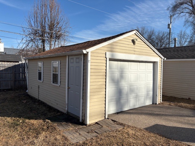 968 40th Street Moline, IL 61265 - Photo 6 of 19 a view of a house with a yard
