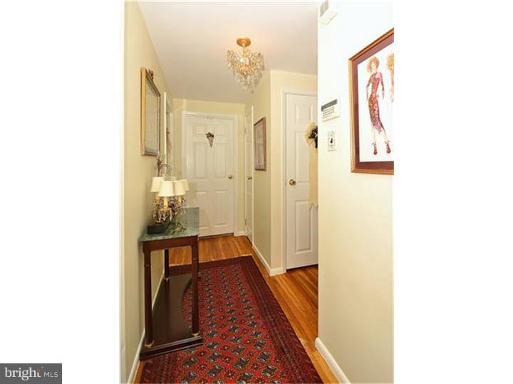 9700 Glenhope Road Philadelphia, PA 19115 - Photo 16 of 19