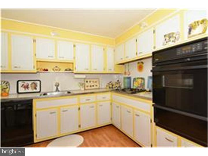 9700 Glenhope Road Philadelphia, PA 19115 - Photo 9 of 19