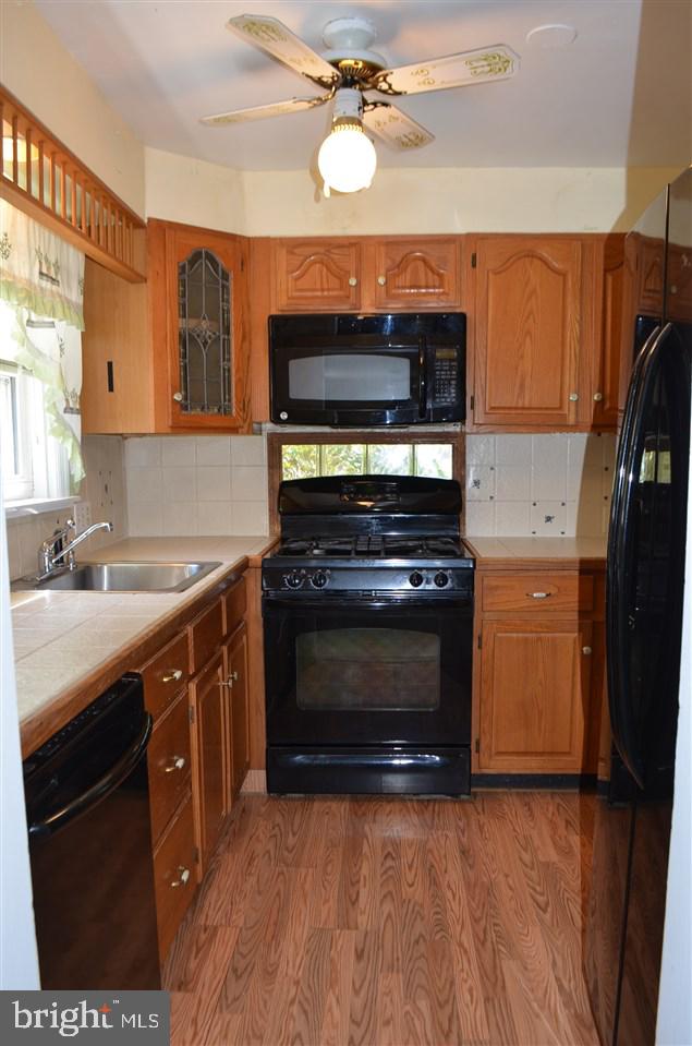847 Rathton Road York, PA 17403 - Photo 8 of 32 Gallery Image 8