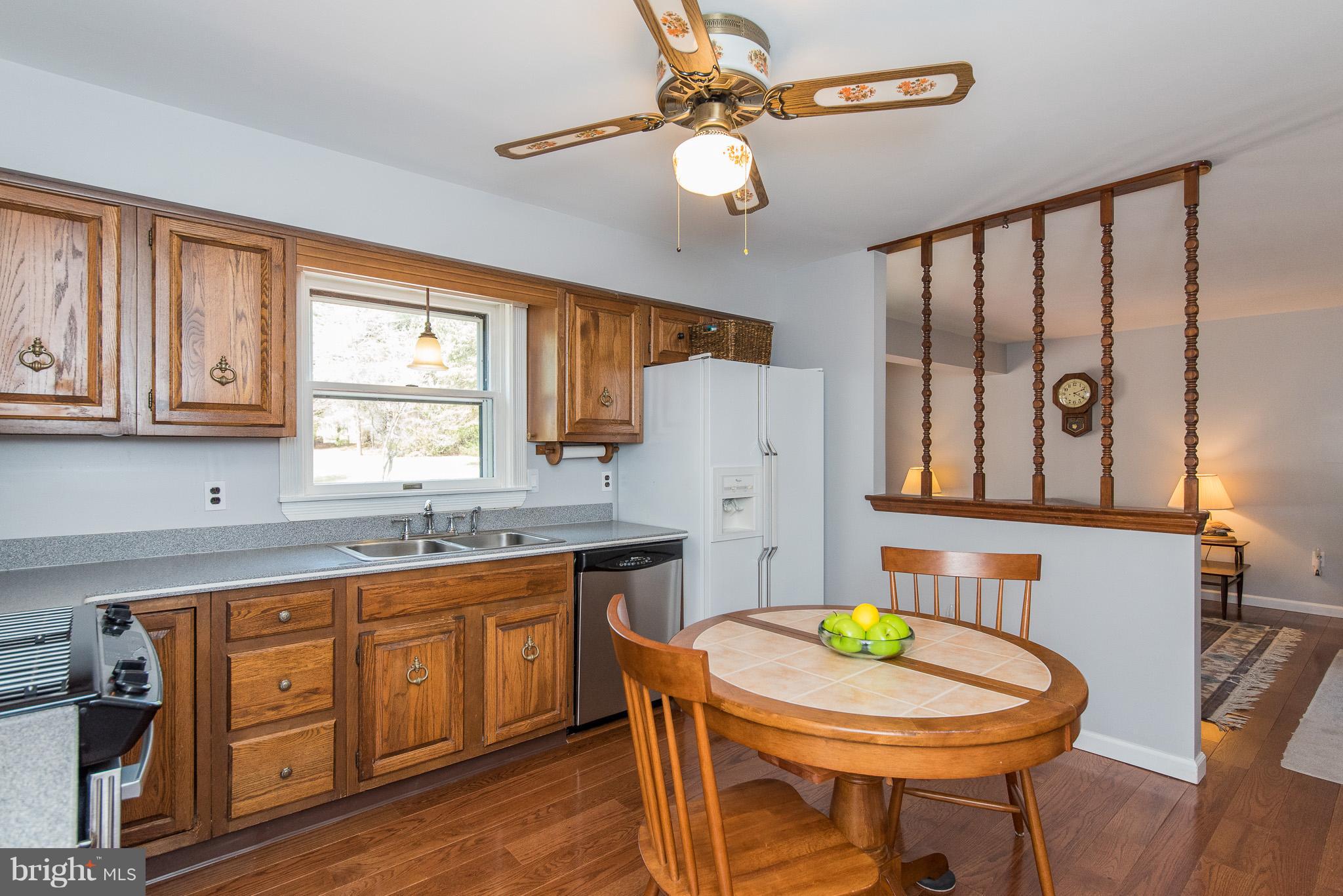 6712 Lewis Road Baldwin, MD 21013 - Photo 7 of 30 Kitchen