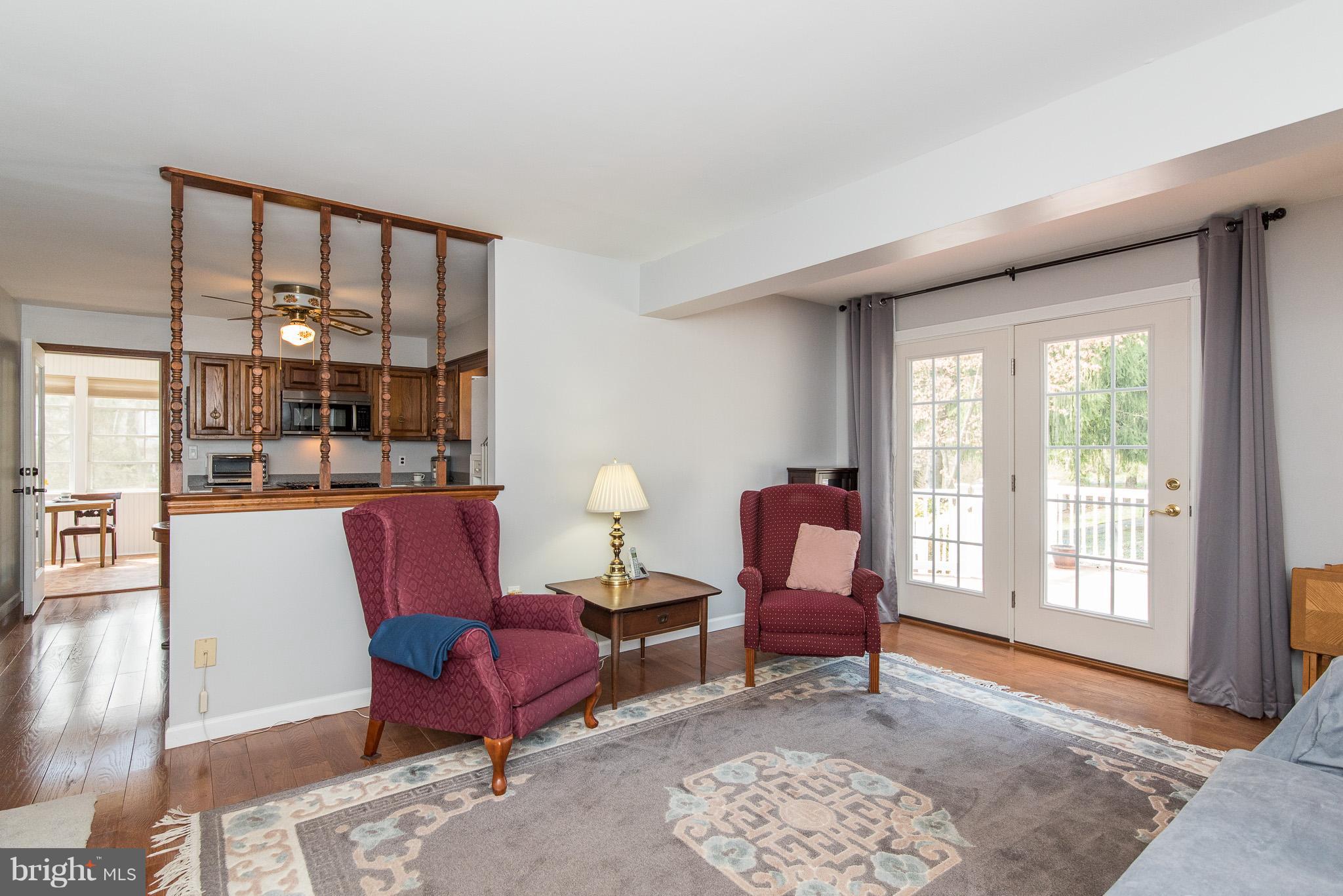 6712 Lewis Road Baldwin, MD 21013 - Photo 8 of 30 Living Room