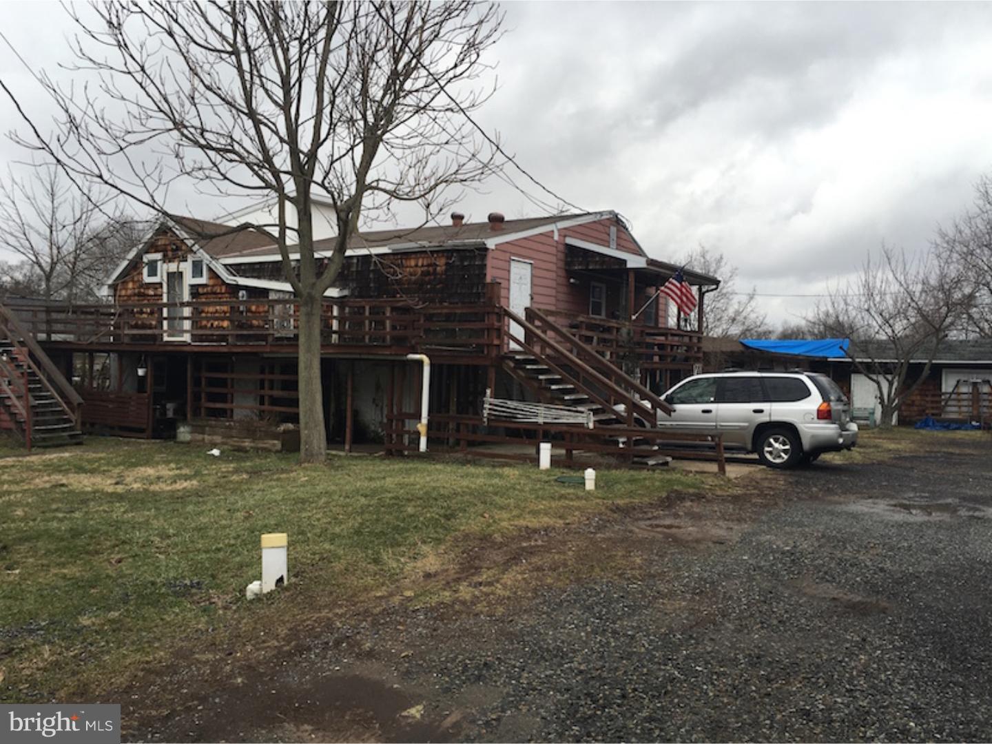 211 Niantic Road Barto, PA 19504 - Photo 1 of 23 Gallery Image 1