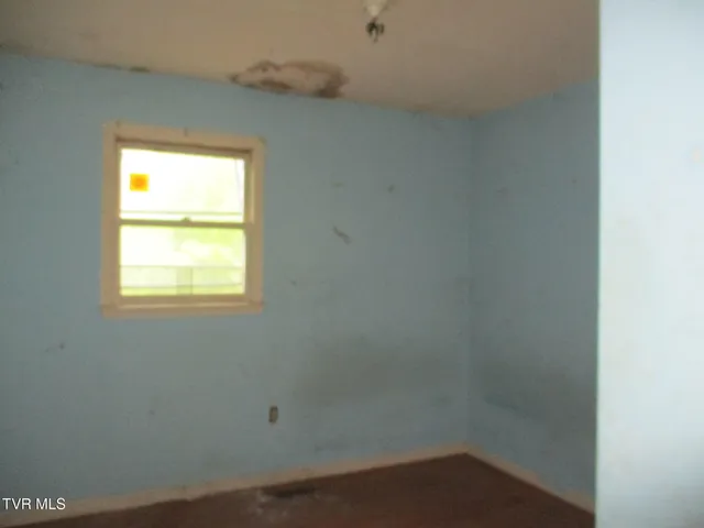 $64,900 | 371 Jonesboro Drive, Bluff City, TN 37618