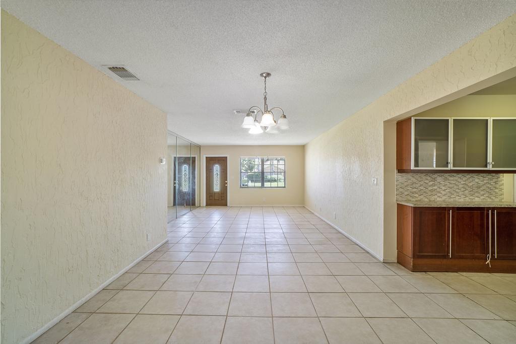 9203 Southampton Place Boca Raton, FL 33434 - Photo 14 of 29 9203 Southampton Pl_17