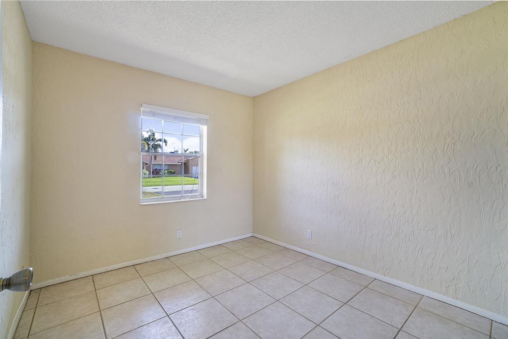 9203 Southampton Place Boca Raton, FL 33434 - Photo 20 of 29 9203 Southampton Pl_24