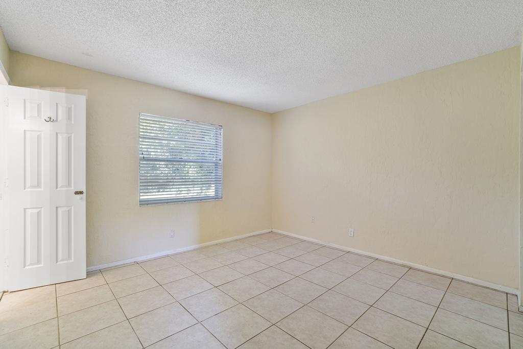 9203 Southampton Place Boca Raton, FL 33434 - Photo 22 of 29 9203 Southampton Pl_26