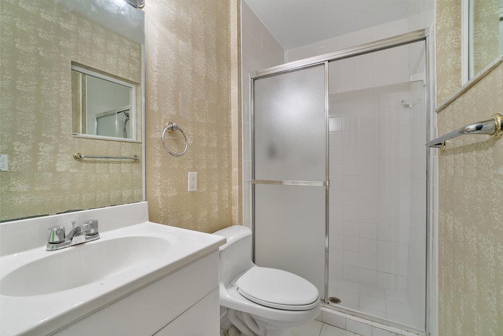 9203 Southampton Place Boca Raton, FL 33434 - Photo 23 of 29 9203 Southampton Pl_27