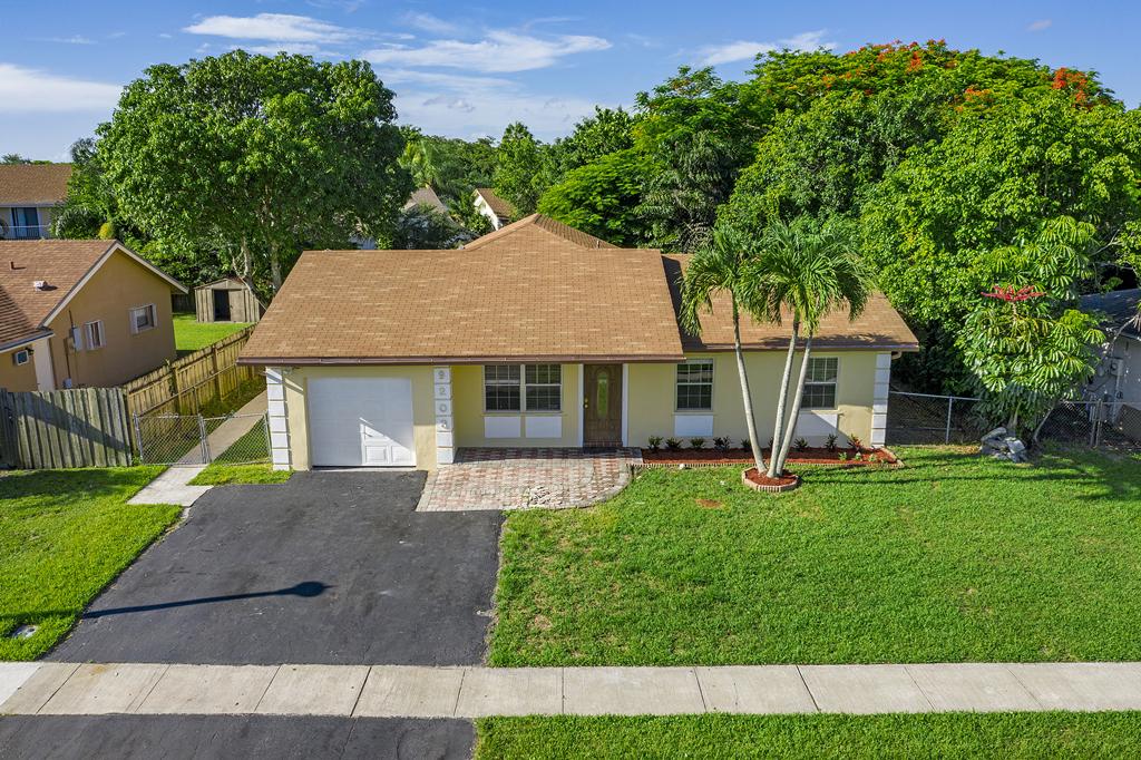 9203 Southampton Place Boca Raton, FL 33434 - Photo 25 of 29 9203 Southampton Pl_29