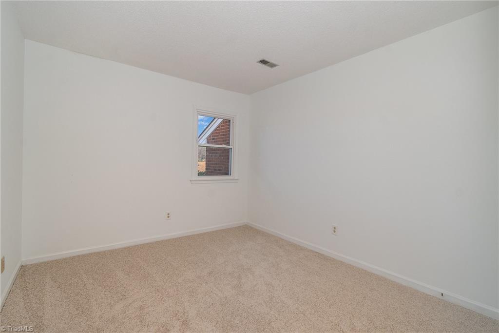 4918 Tower Road, Unit D Greensboro, NC 27410 - Photo 21 of 29 Gallery Image 21