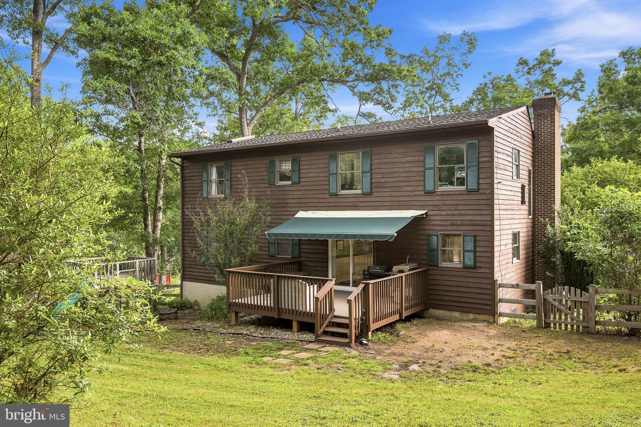 150 Holiday Road Cross Junction, VA 22625 - Photo 4 of 97 Rear view of the home