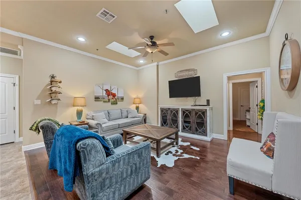 $399,900 | 721 Austin Avenue, Waco, TX 76701