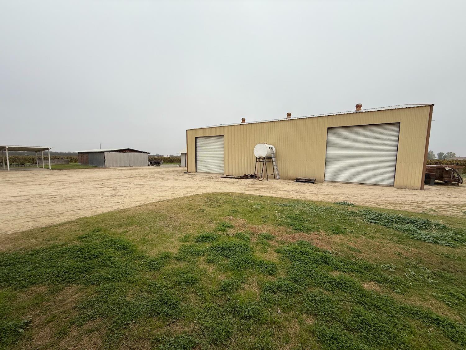 376 East Klepper Avenue Caruthers, CA 93609 - Photo 5 of 11