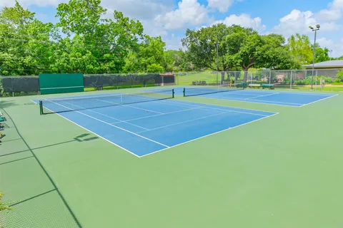 $499,000 | 13811 Menasco Court, Houston, TX 77077