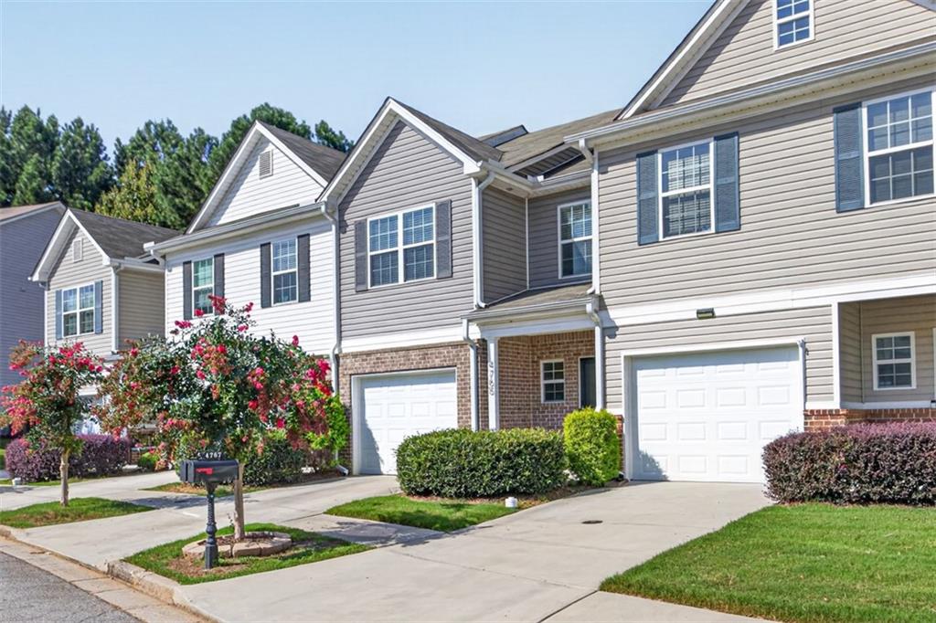 4765 Beacon Ridge Lane Flowery Branch, GA 30542 - Photo 3 of 45 Gallery Image 3