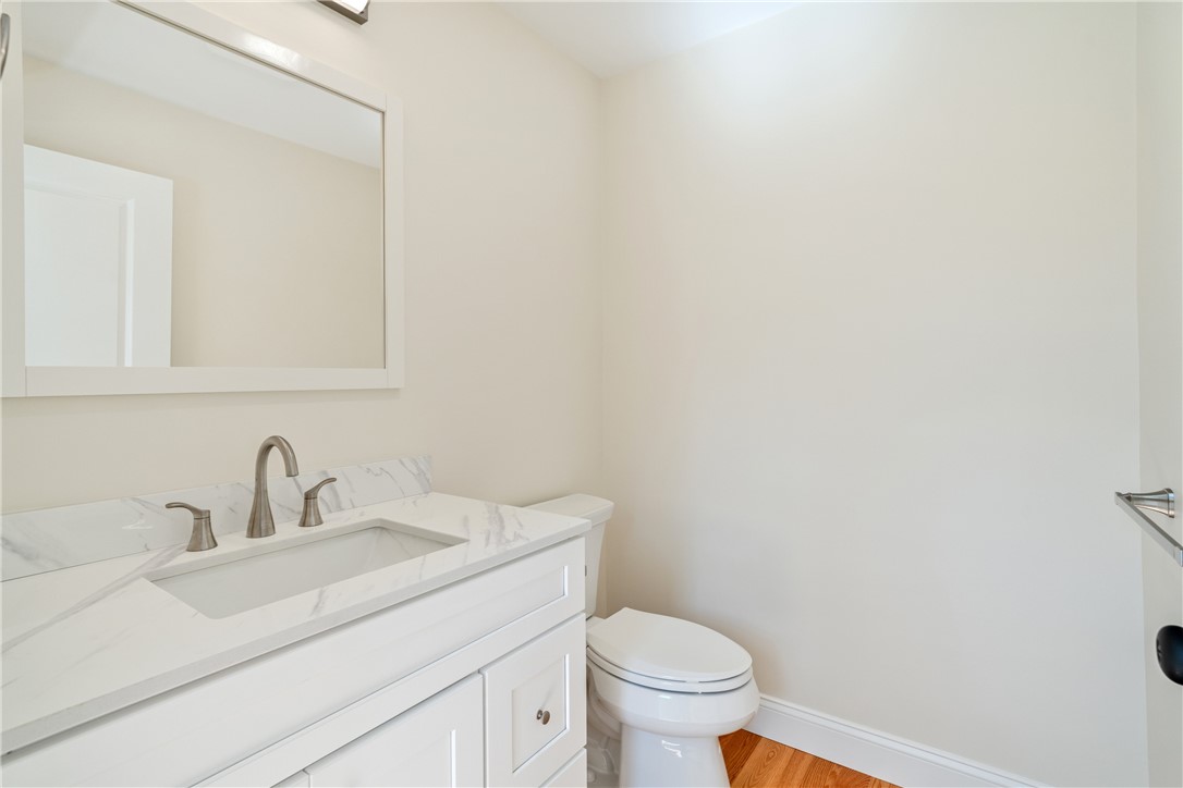 345 Point Avenue Warwick, RI 02889 - Photo 19 of 36