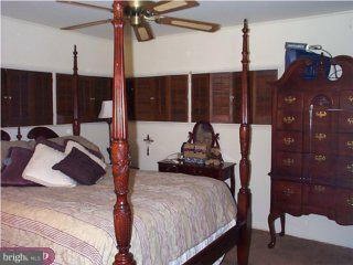 18 Hale Road Levittown, PA 19056 - Photo 6 of 6 Gallery Image 6