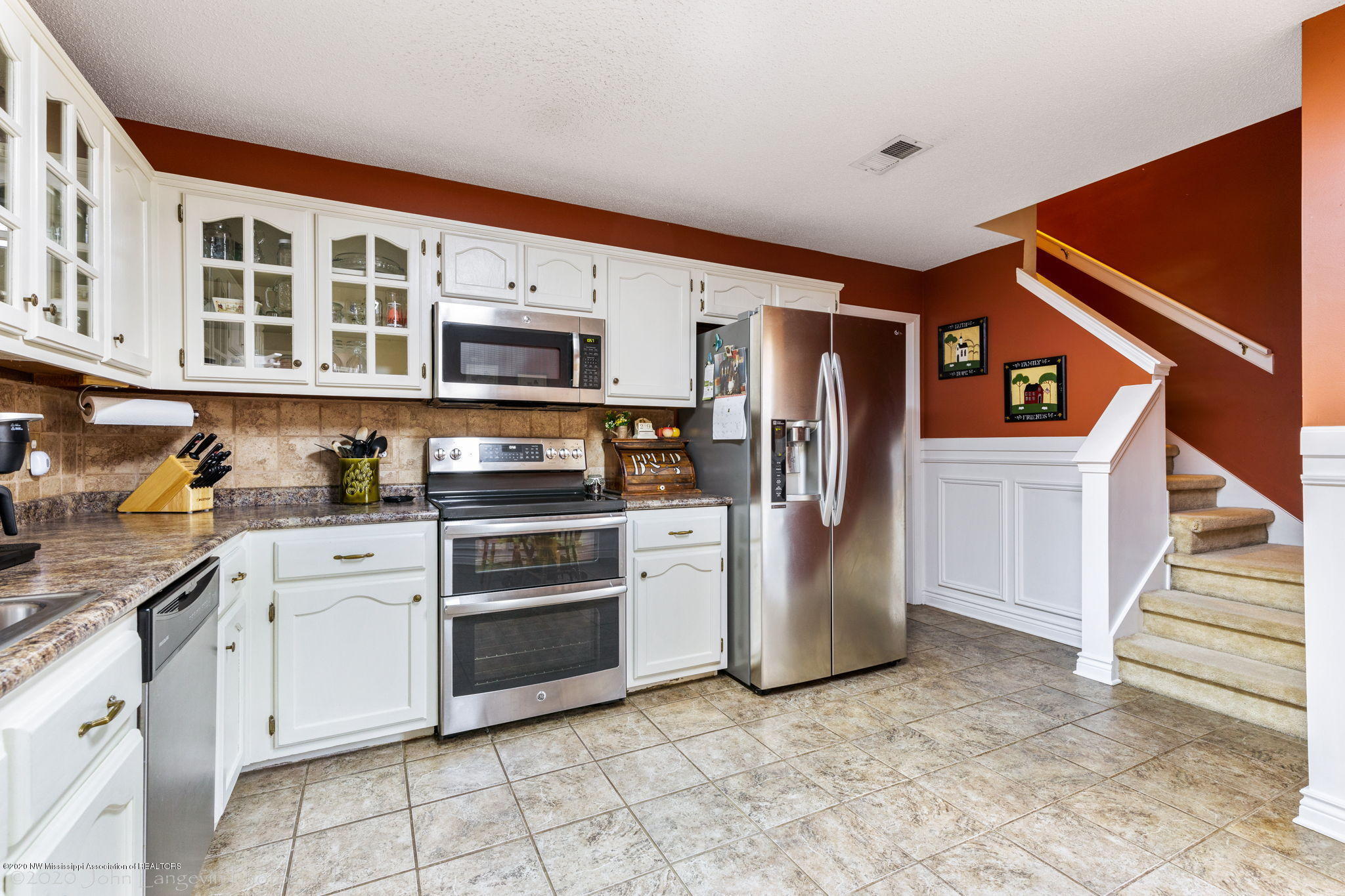 3020 Country Club Road Senatobia, MS 38668 - Photo 13 of 20 3020 Country Club Rd-Interior-8