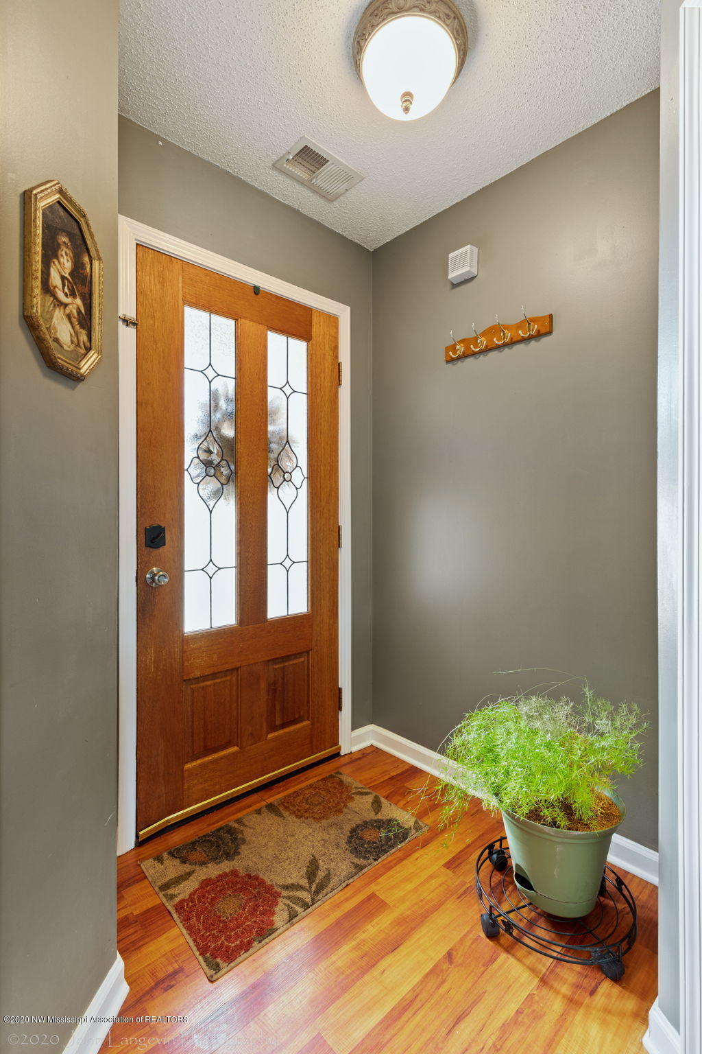 3020 Country Club Rd-Interior-1