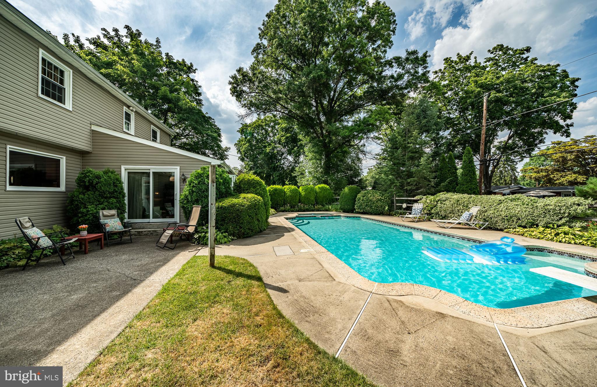 2023 Hemlock Road Eagleville, PA 19403 - Photo 9 of 56 Summer vacation at home!