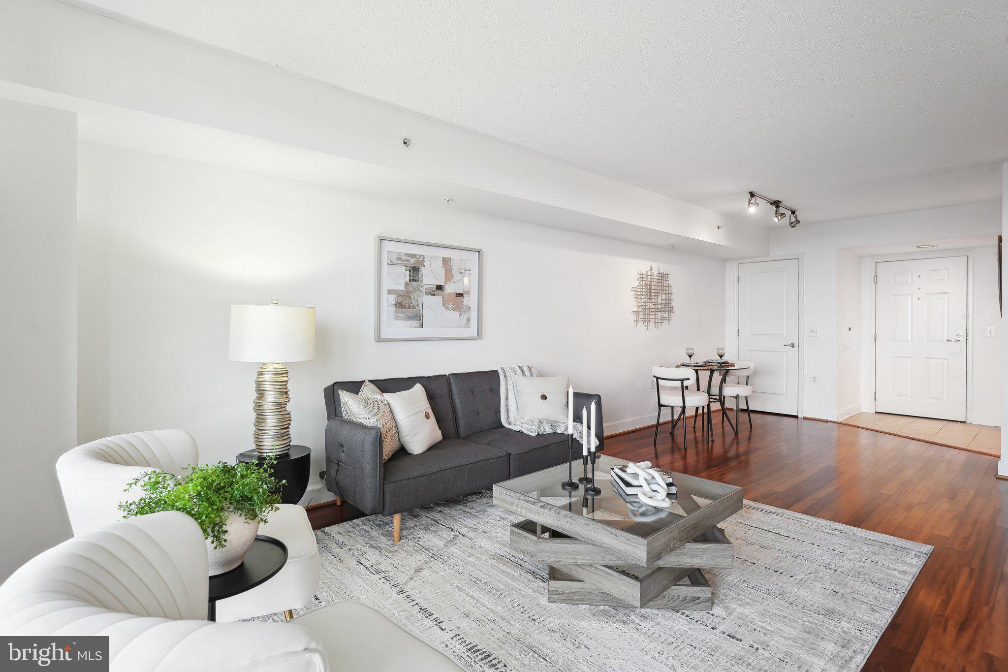 11800 Sunset Hills Road, Unit 605 Reston, VA 20190 - Photo 4 of 33 Living room - dining room combo
