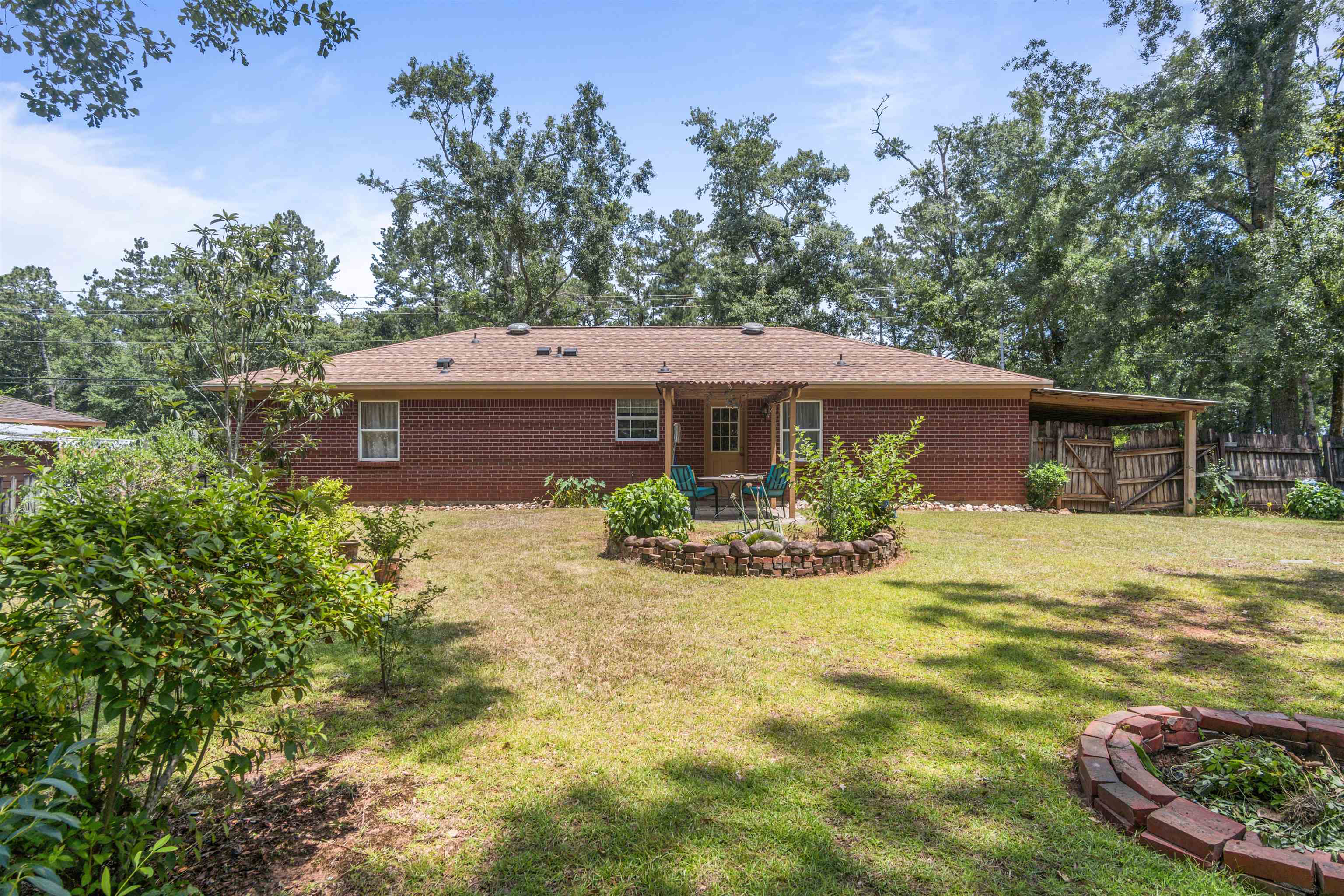 824 East Laurel Avenue Foley, AL 36535 - Photo 3 of 25