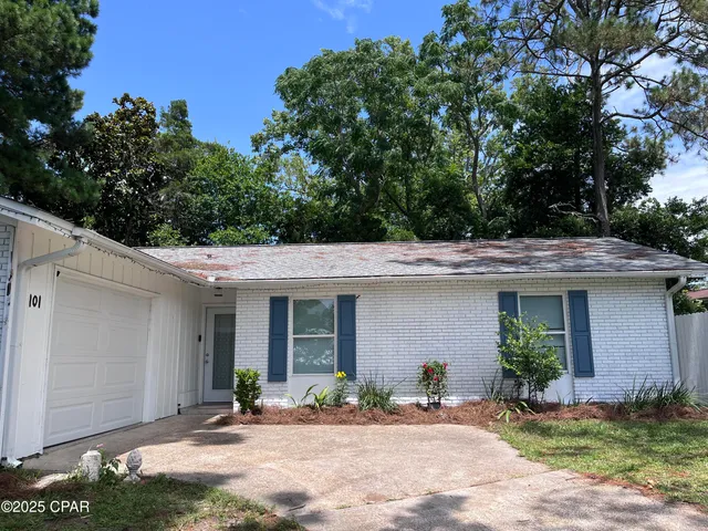 $2,900 | 101 Villa Court, Panama City Beach, FL 32413