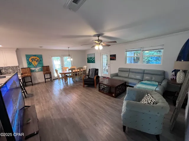 $2,900 | 101 Villa Court, Panama City Beach, FL 32413