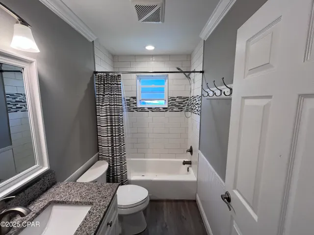 $2,900 | 101 Villa Court, Panama City Beach, FL 32413