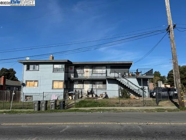 $769,000 | 2805-2805 106th Avenue, Oakland, CA 94605