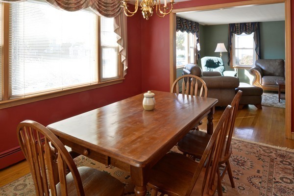 26 Hemenway Road Swampscott, MA 01907 - Photo 9 of 26 Gallery Image 9