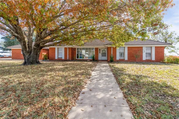 $375,000 | 1111 Hillcrest Street, Coleman, TX 76834