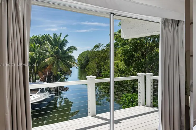 $5,450,000 | 2120 South Bayshore Drive, Miami, FL 33133