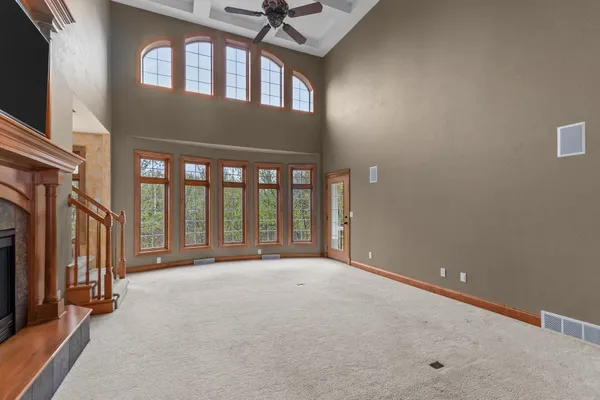 $1,389,000 | 6709 North Gullwing Court, Appleton, WI 54913